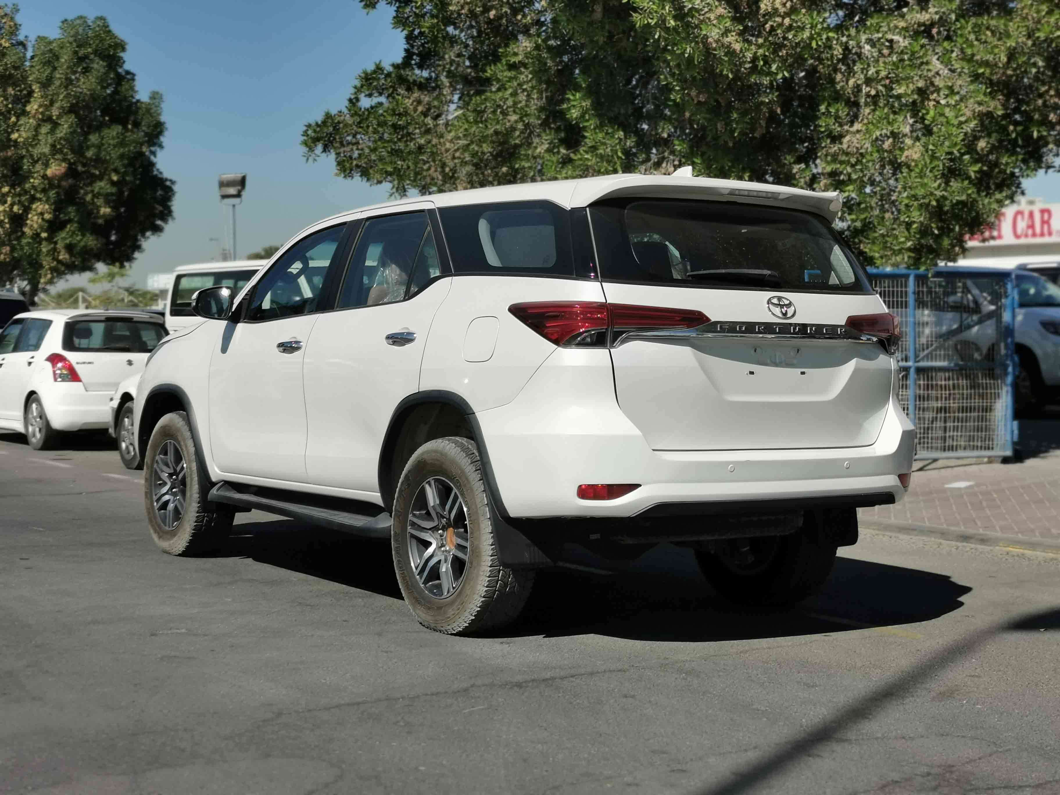 Toyota dubai fortuner